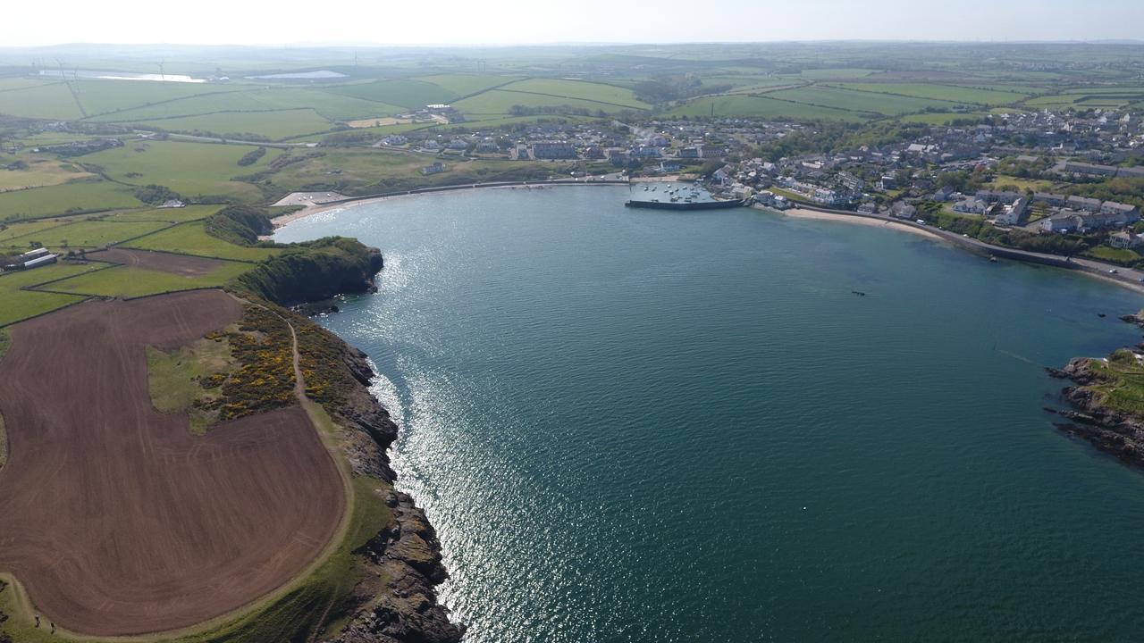 Castellor Bed & Breakfast Cemaes Bay Buitenkant foto